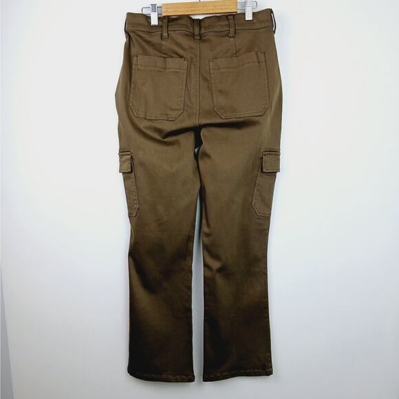 EVEREVE SZ 27(US 4) Larissa Cropped Cargo in Fatigue - Picture 8 of 11